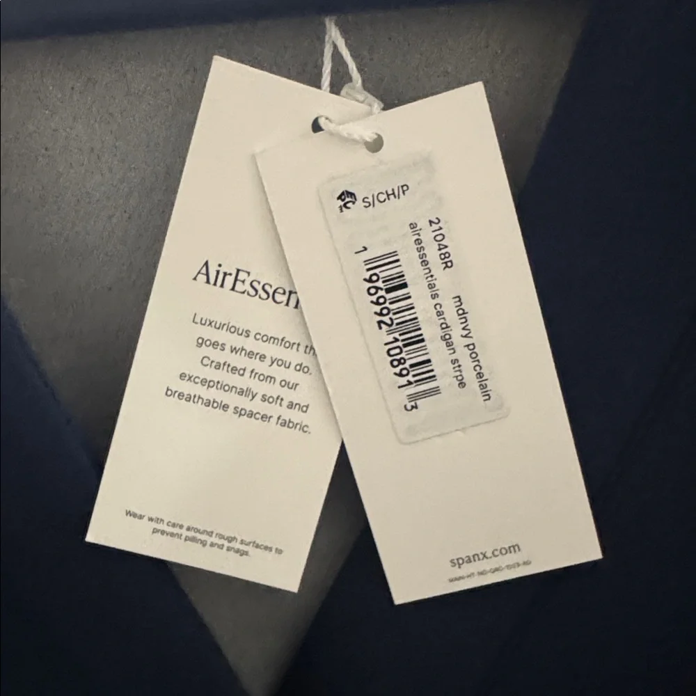 NEW SPANX AirEssentials Navy Blue White Striped Cardigan Athleisure Holiday Gift - Picture 8 of 9